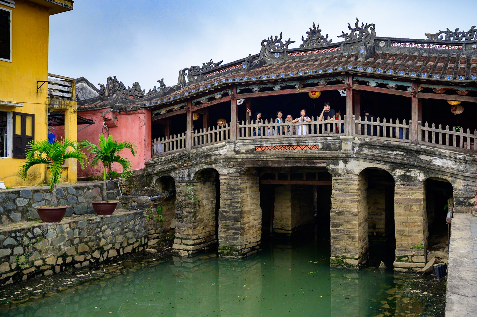 Pont couvert Japanese bridge