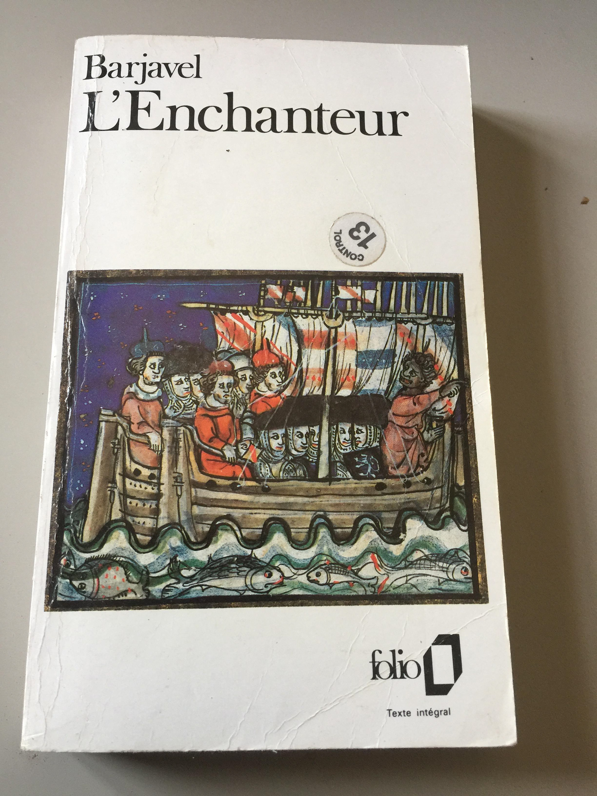 Livre 9. 2 €