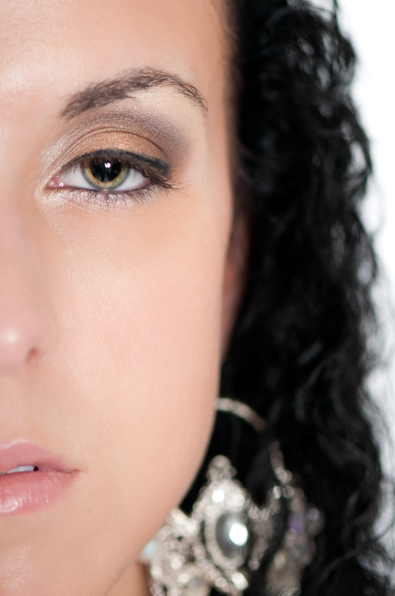 Model: Regina Pericolosa. MUA: Jessica (JAM Makeup)