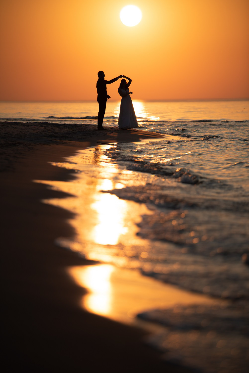 sesja ślubna na plaży fotograf