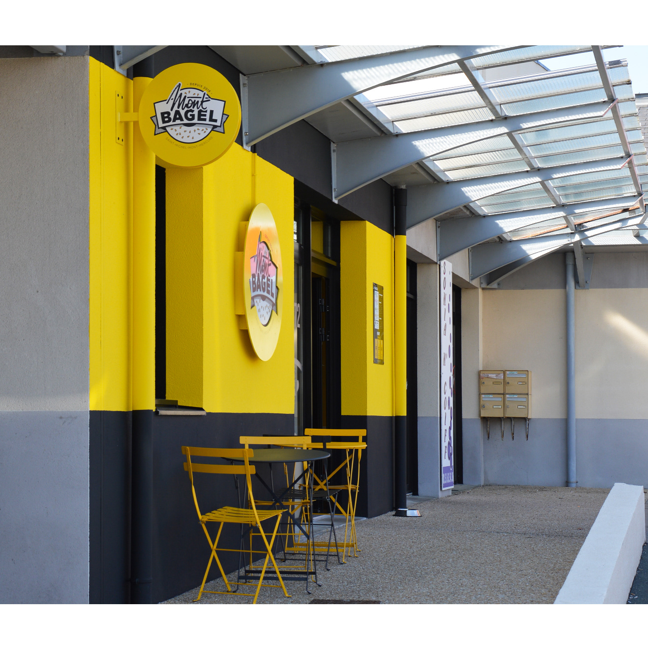 facade, facing, peinture murale, logo, branding