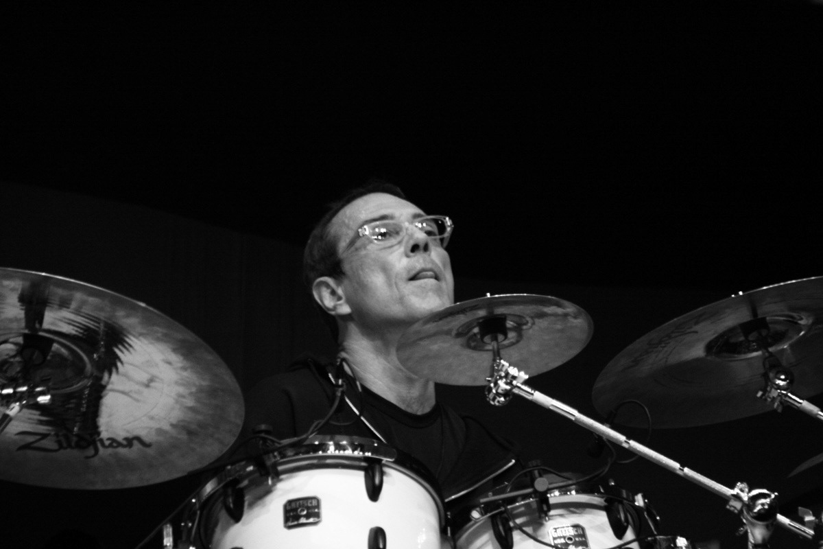 Vinny Colaiuta