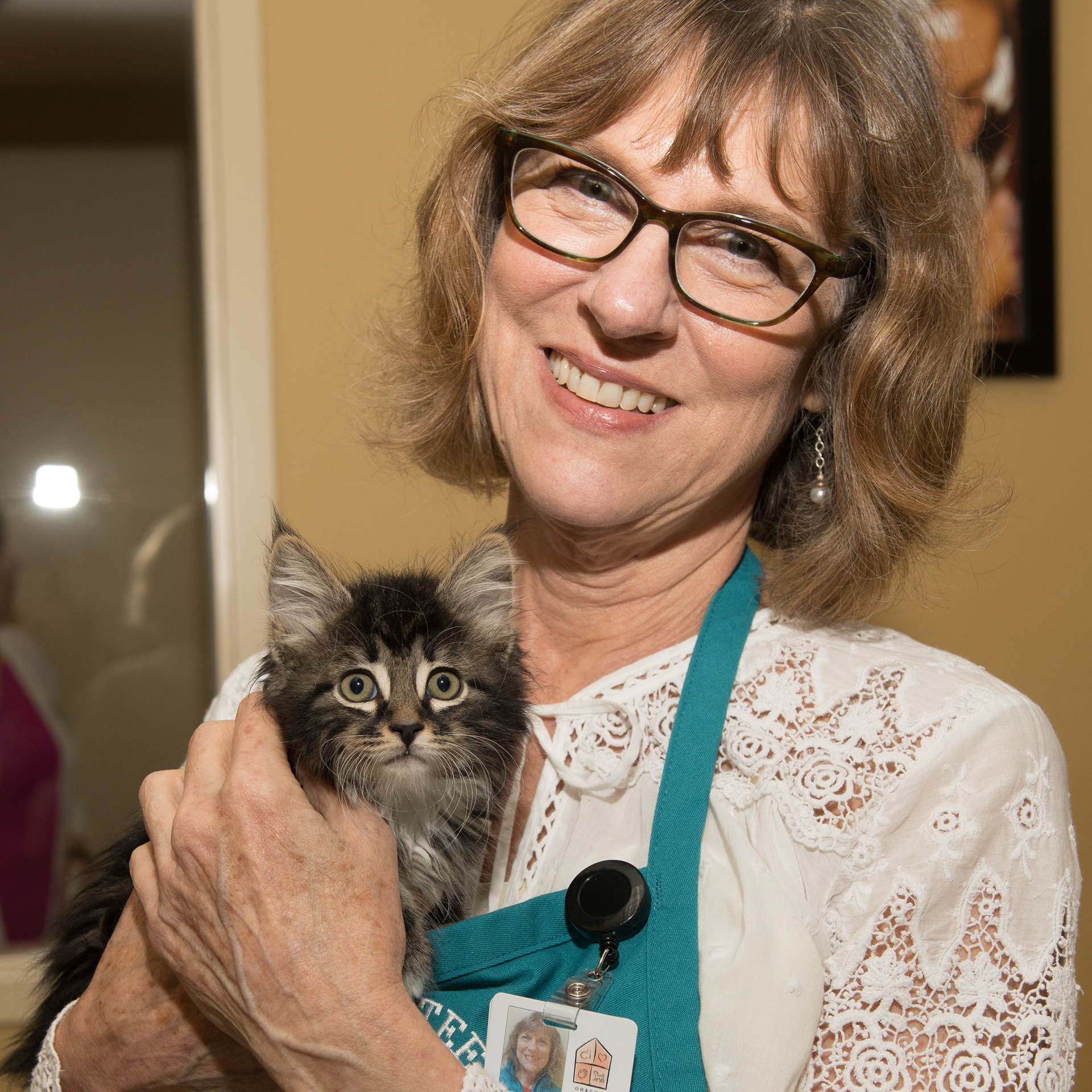 Oregone Humane Society Volunteer