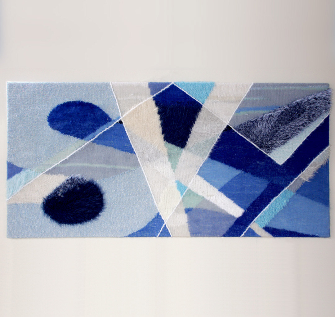 Size: 200 cm X 95 cm