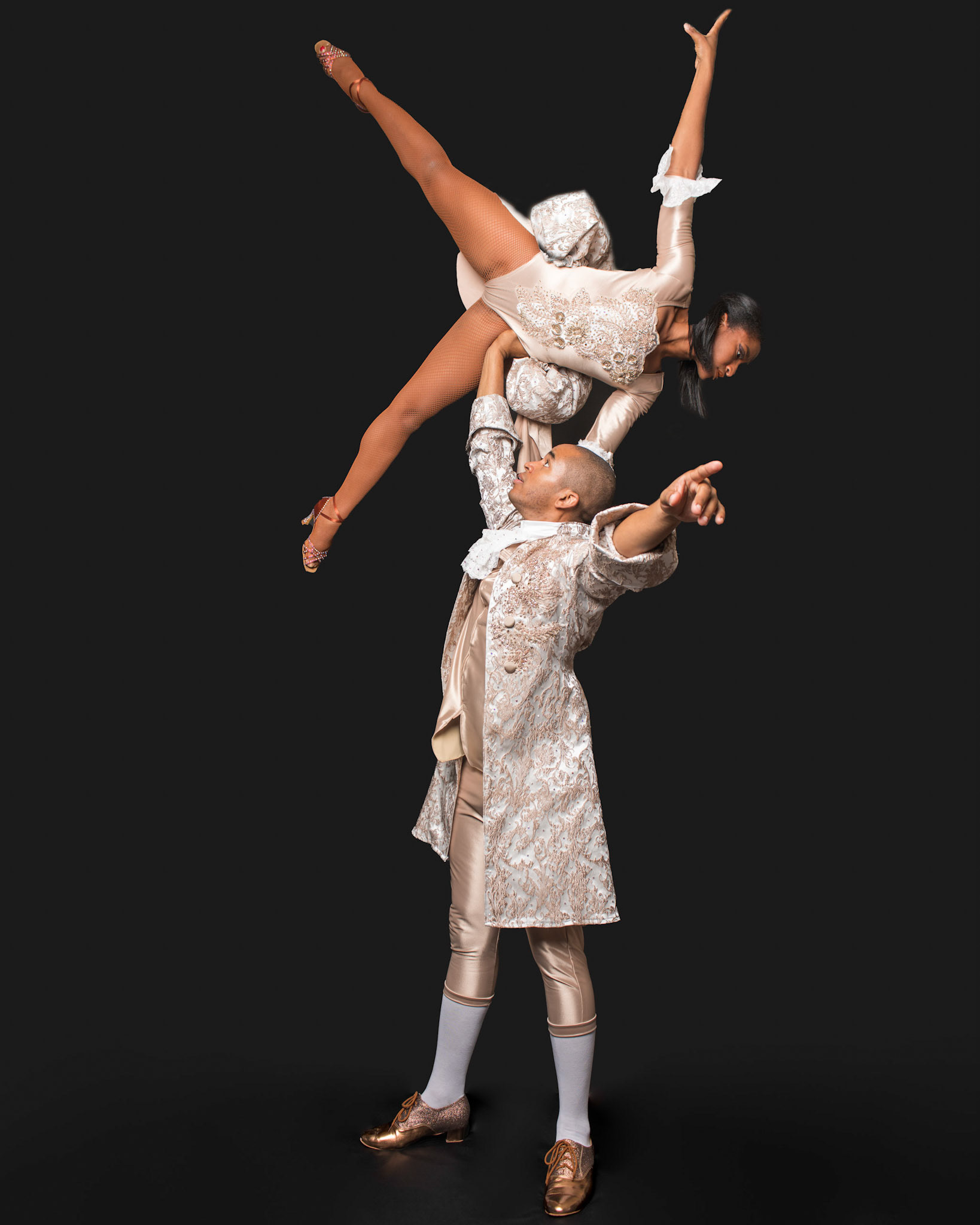 16th Century Dancers
