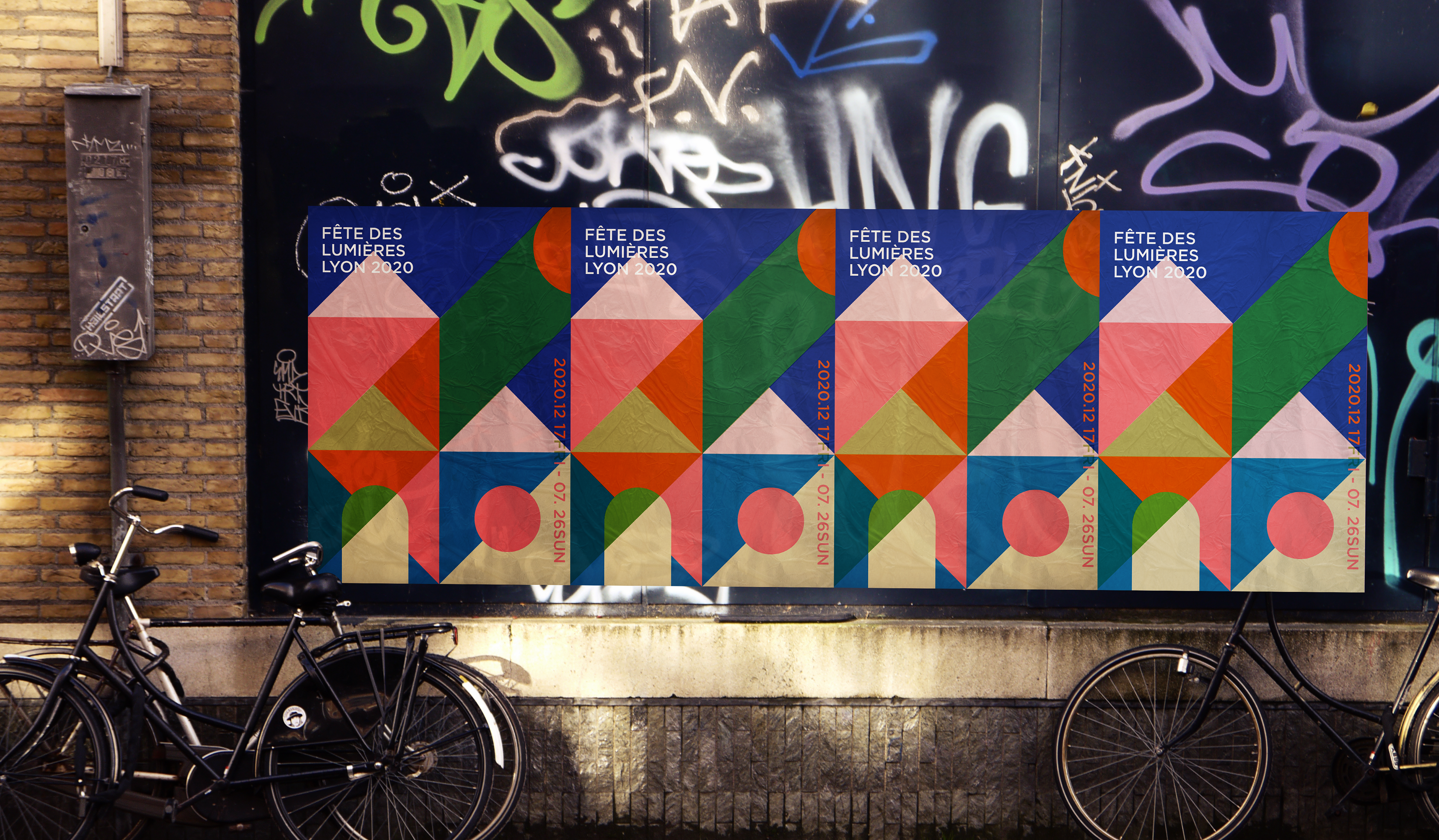 Unigram - poster mockup