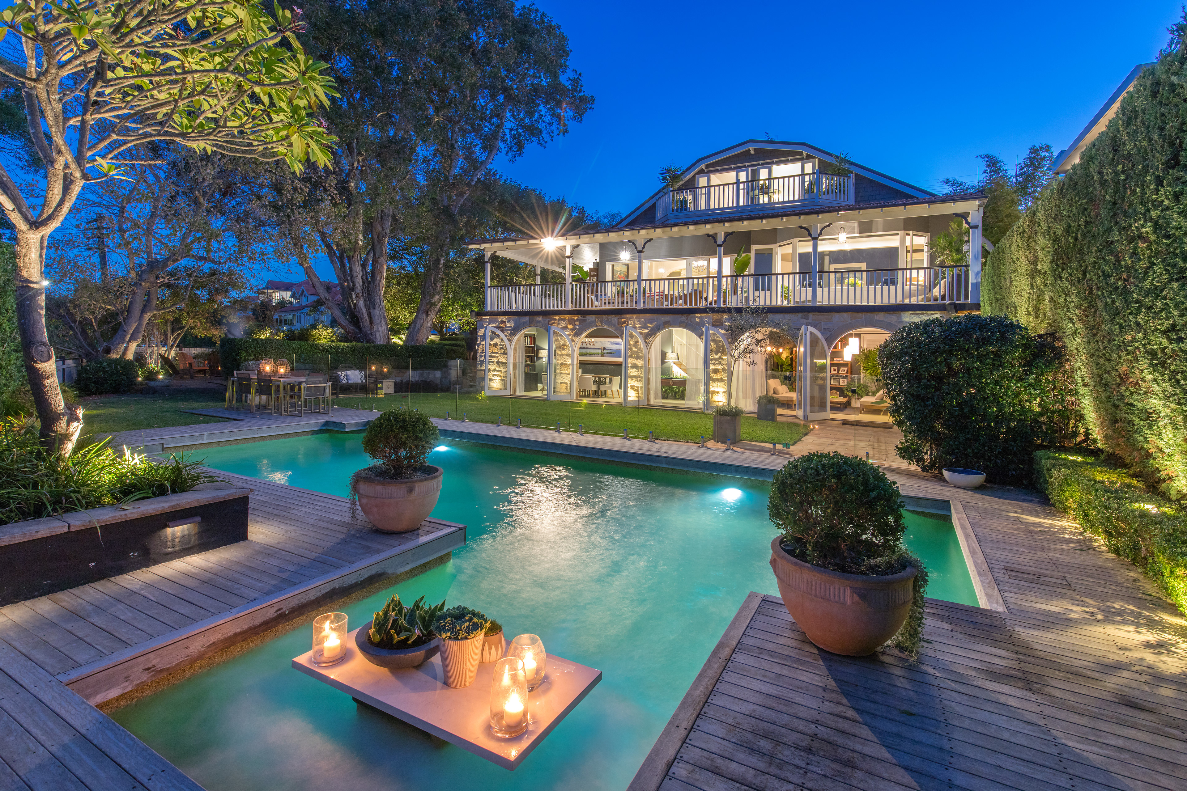 Almora st Mosman, exterior