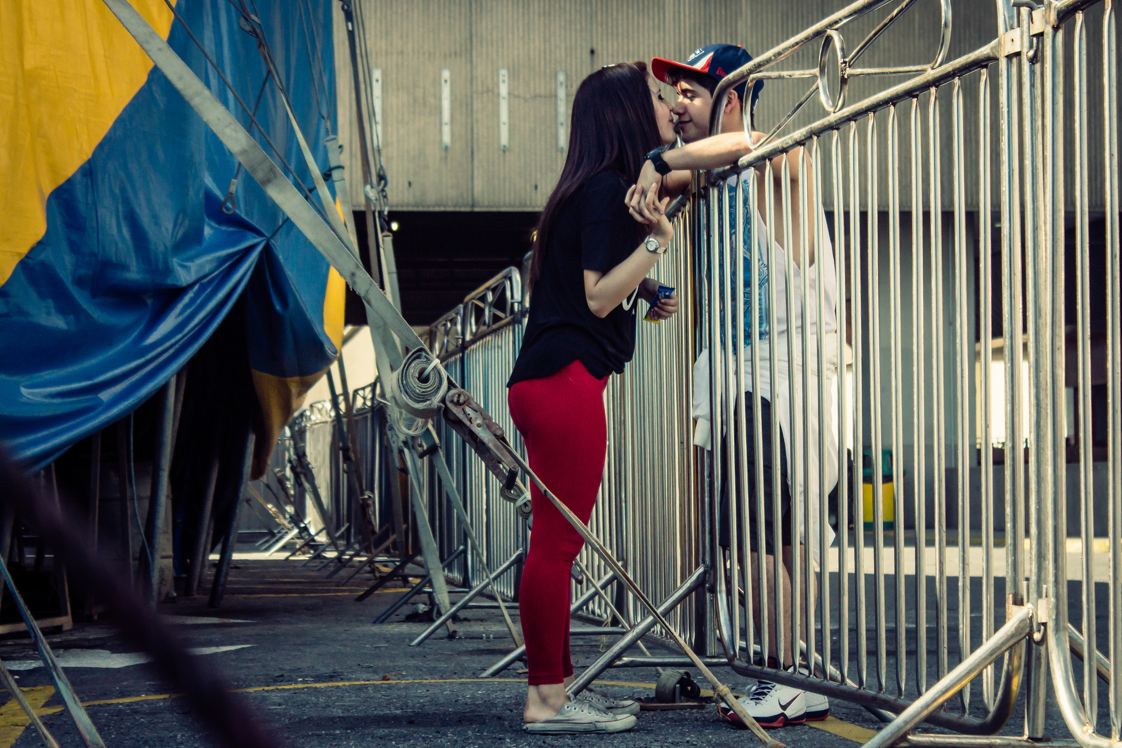 Bullet Man and one of the girls from the dancing crew met at the circus and started dating. Caracas 2015
