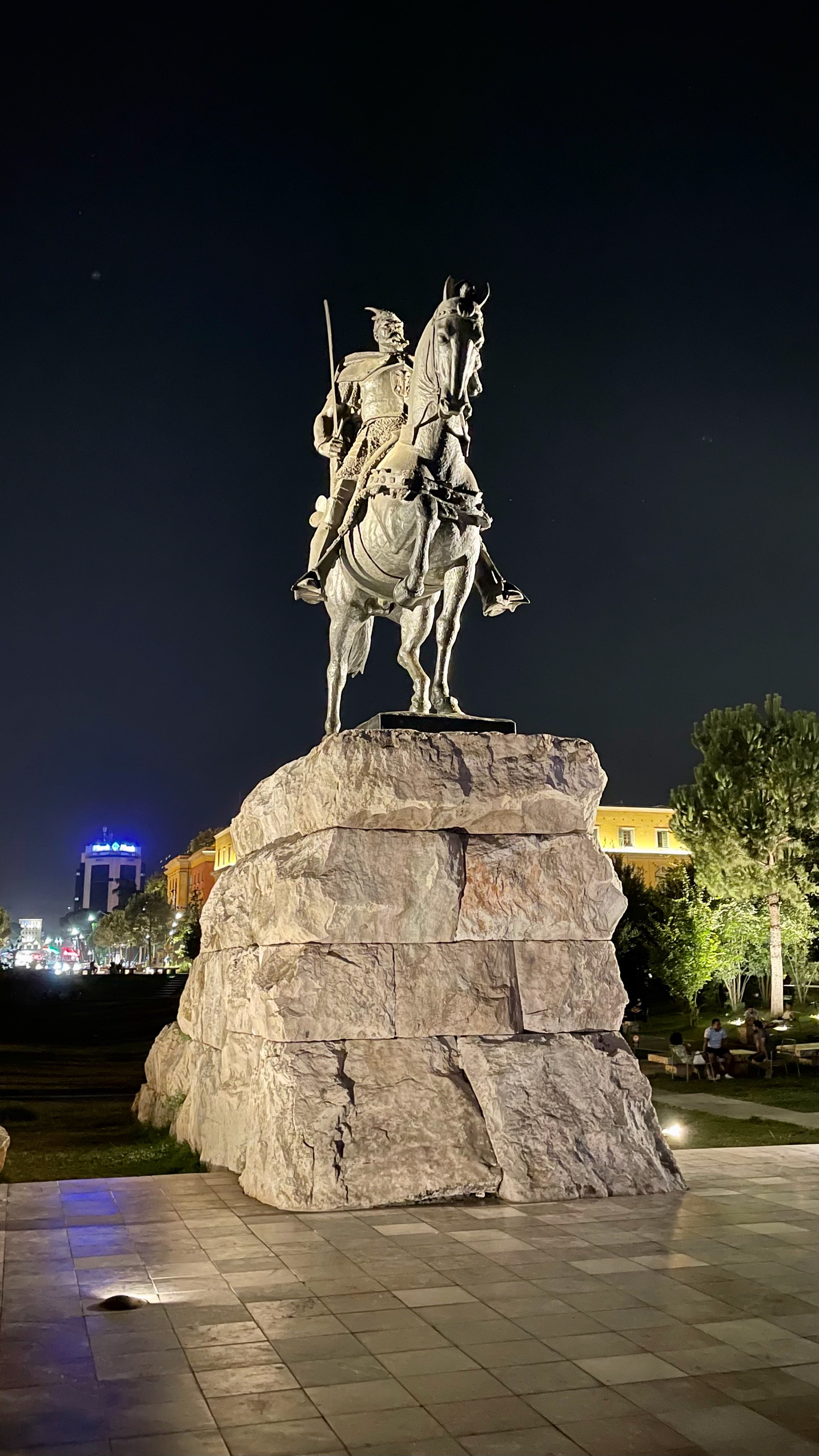Statue of Skanderbeg at night