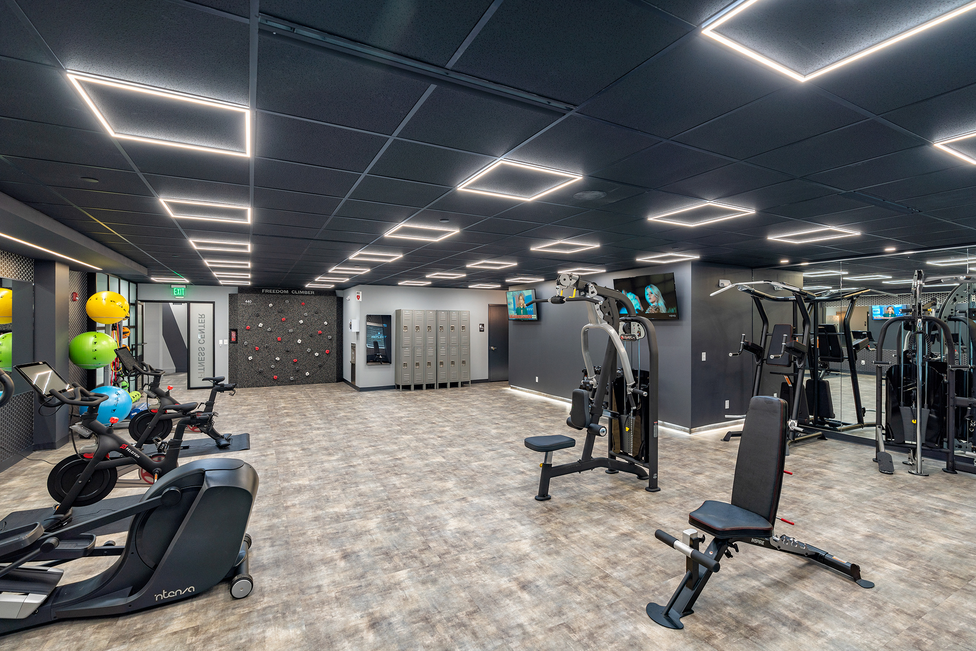 440 US 22. Bridgewater NJ