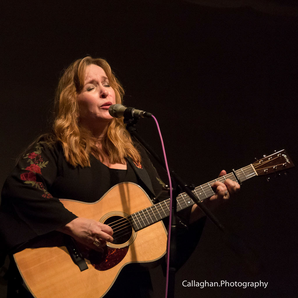 Gretchen Peters