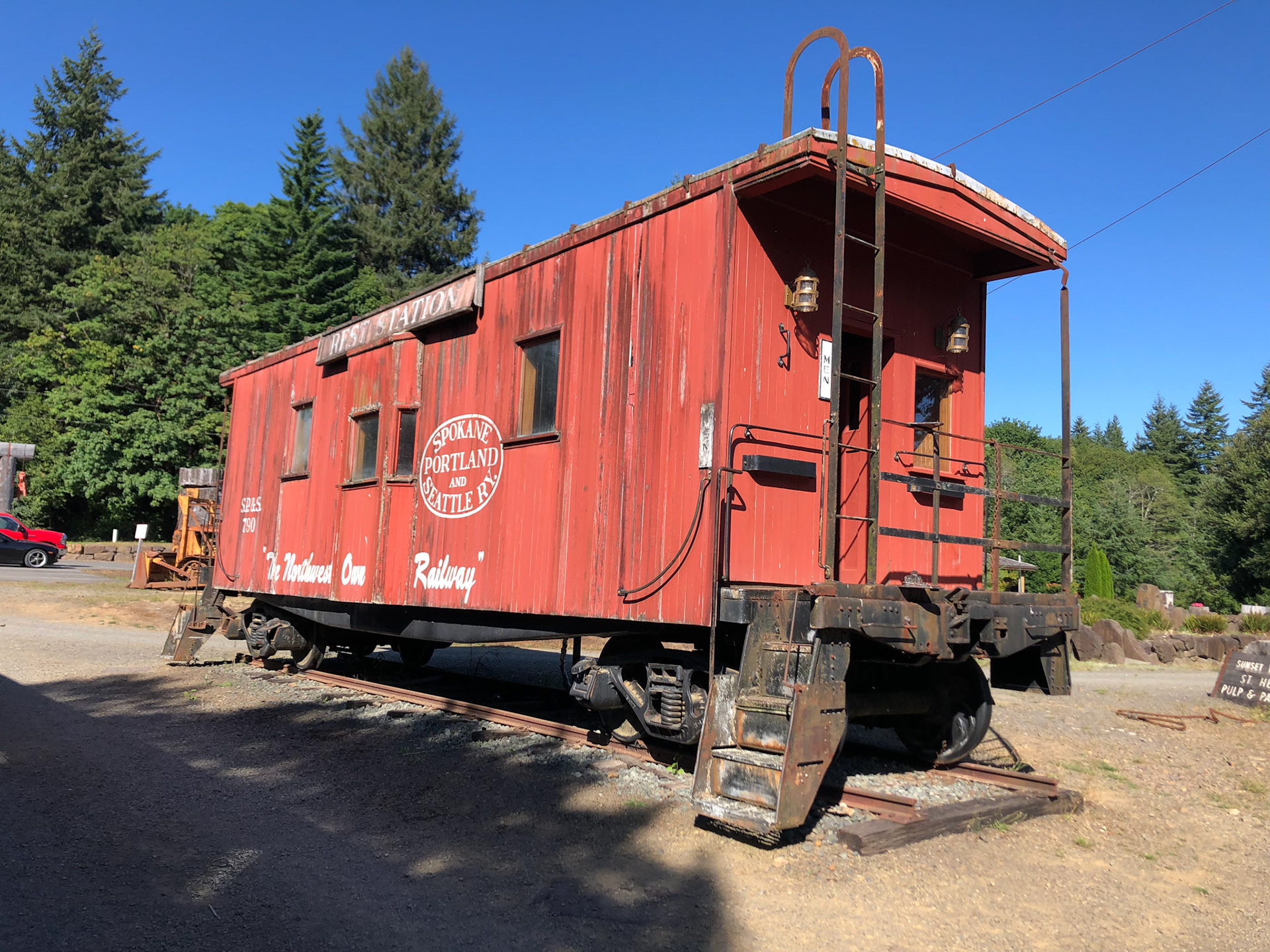 Camp 18 & Restaurant