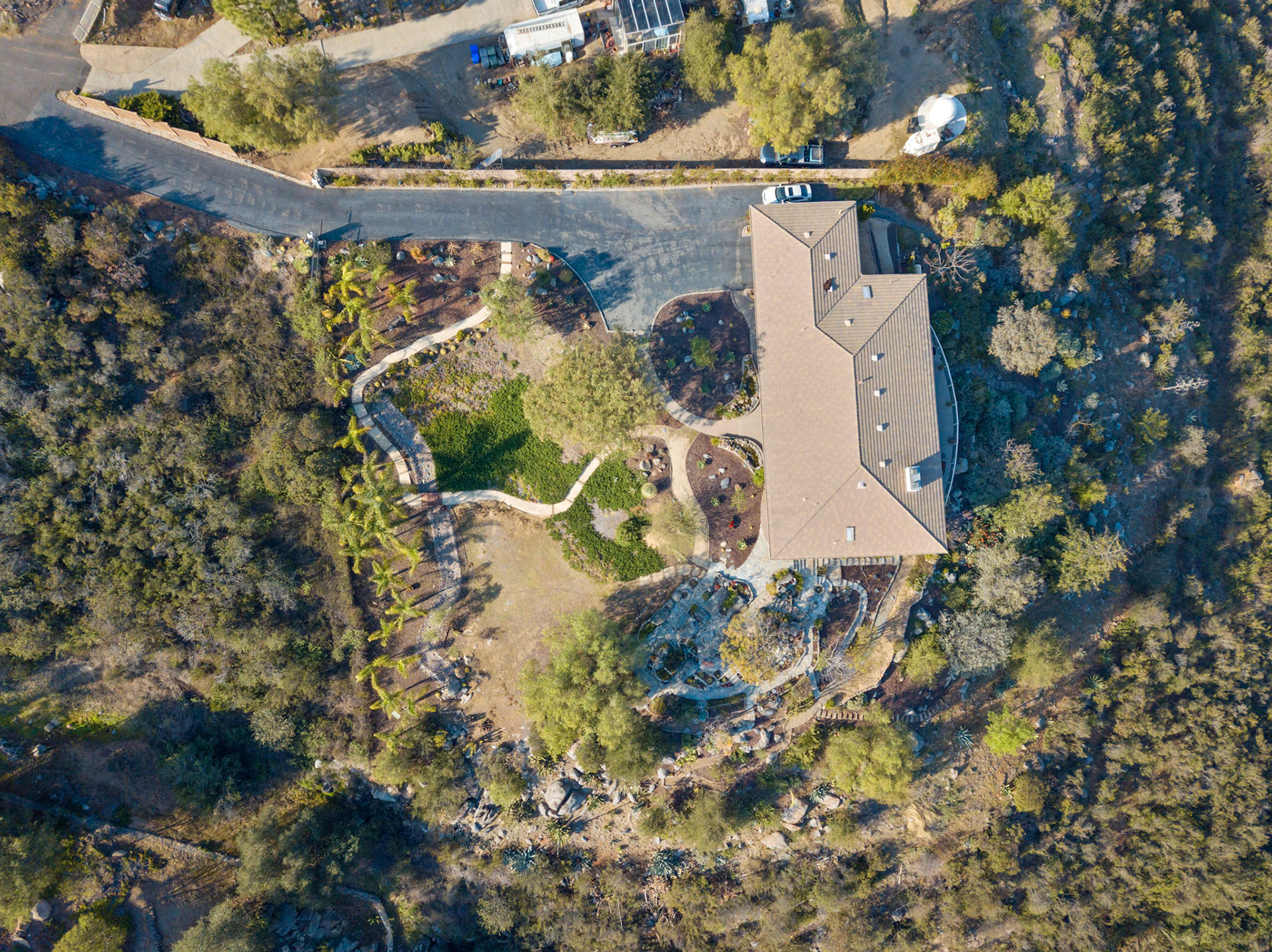 9889 Oat Hill Rd