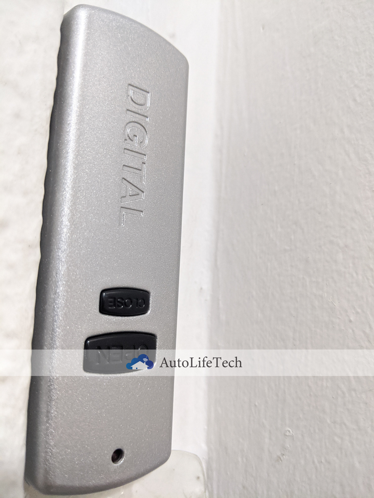 AutoLifeTech - Kaiser Door 1190SNS