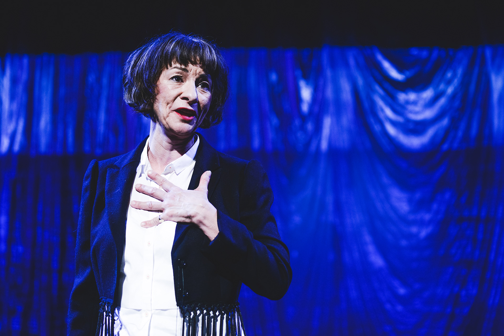 Production photographs of Momento
