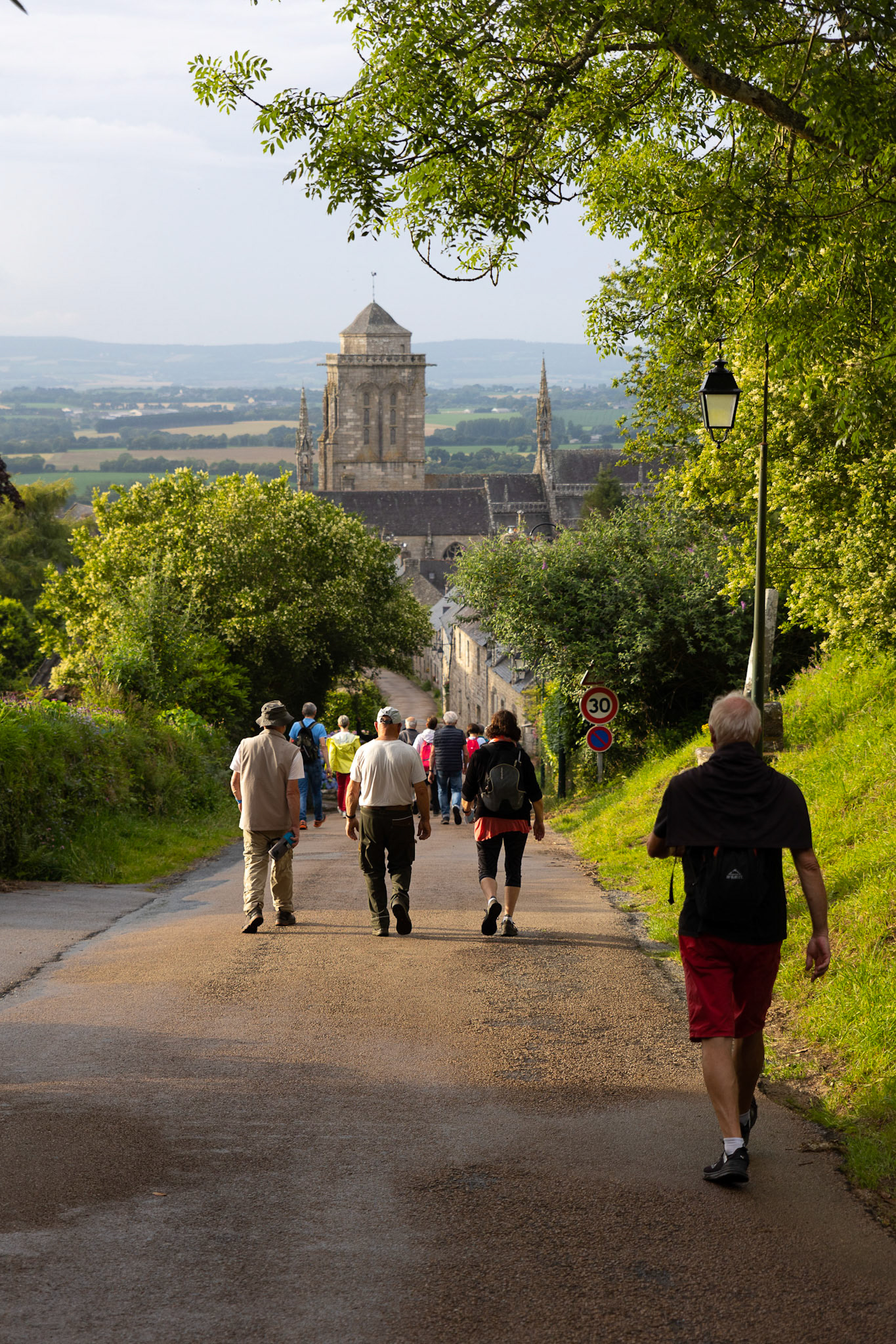 Randonnée des "Chemins de l'été" dans la commune de Locronan le 2 juillet 2021.