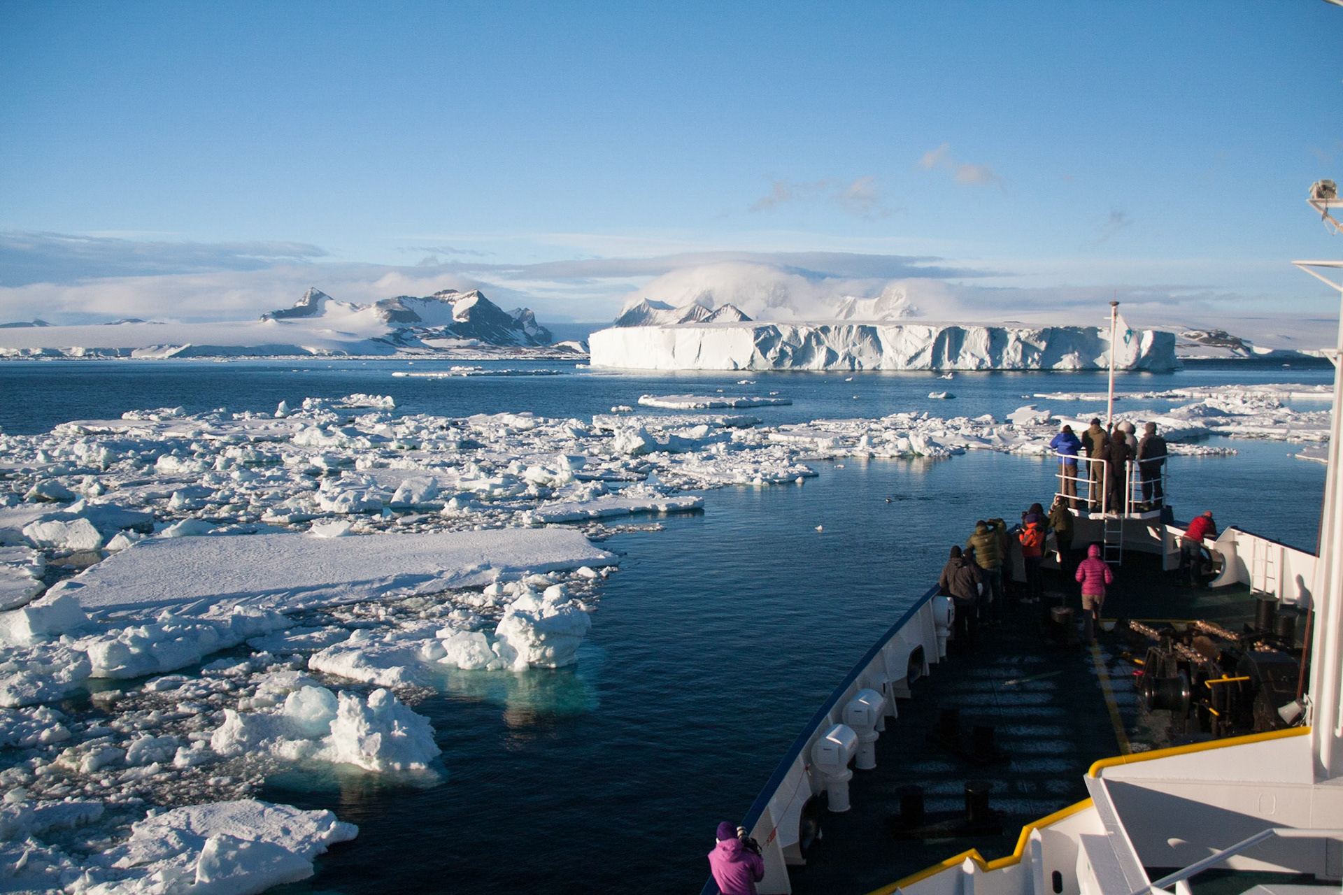 Early morning in the Antarctic Sound