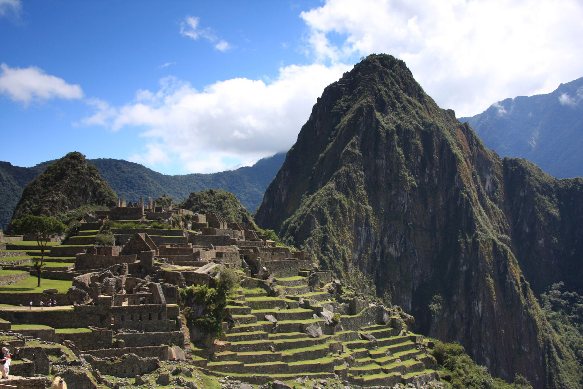Machu Picchu and Huayna Picchu