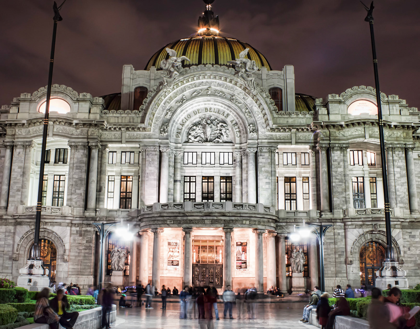 Bellas artes. Дворец изящных искусств Мексика. Музей изящных искусств Мехико. Мехико достопримечательности дворец изящных искусств. Дворец изящных искусств в Мехико Мексика.