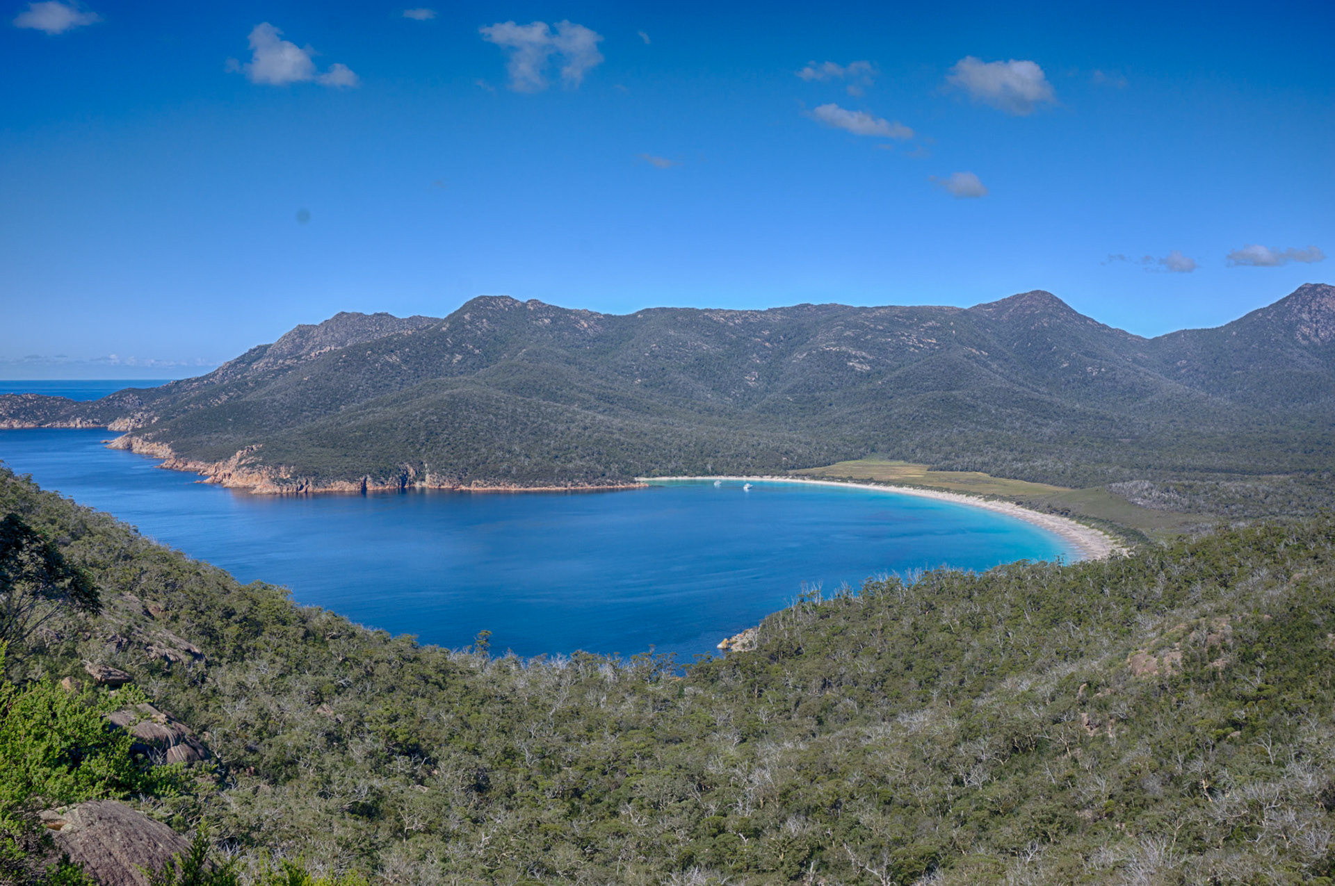 Wineglass bay, accessible seulement à pied.