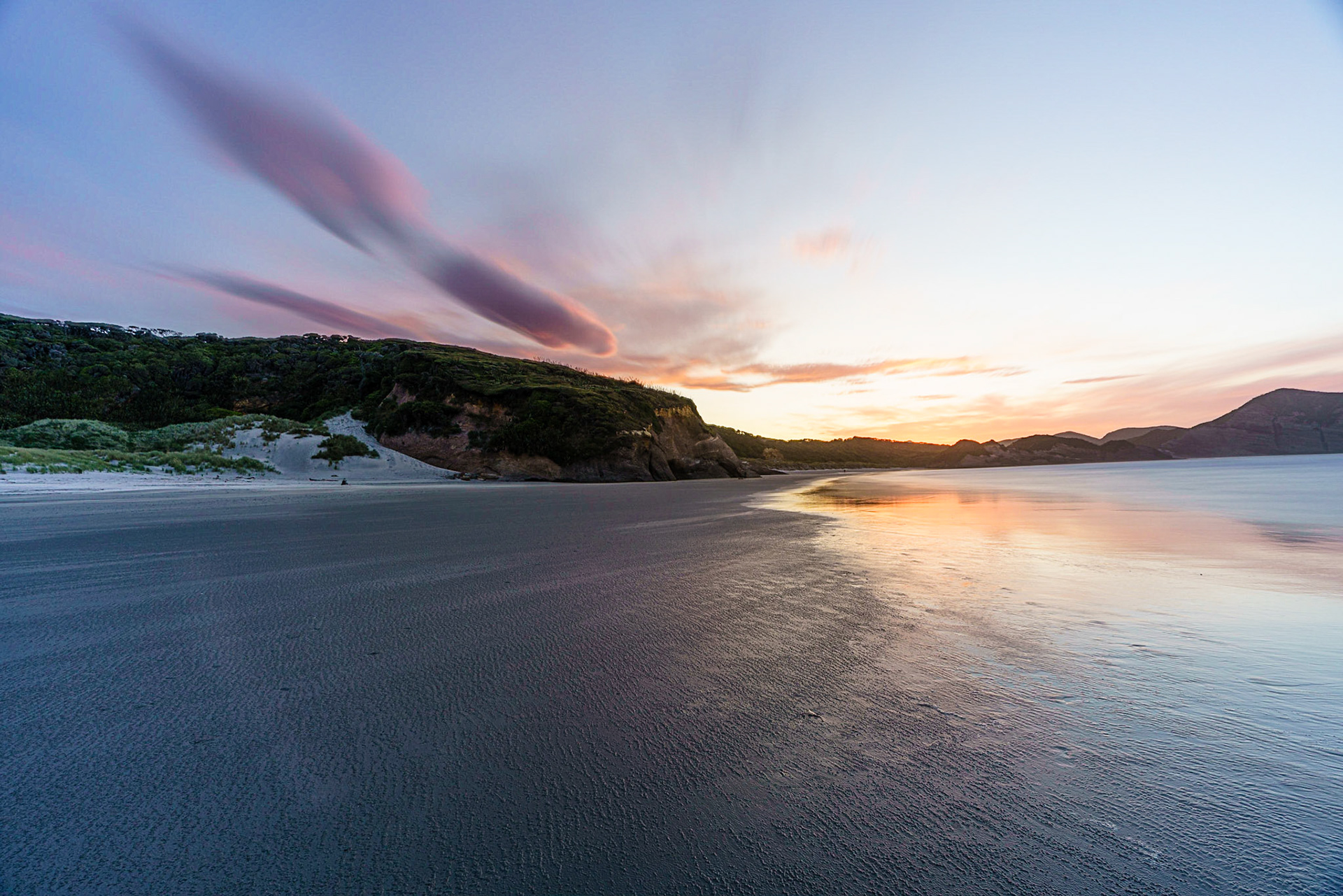 New Zealand | Wharariki Beach