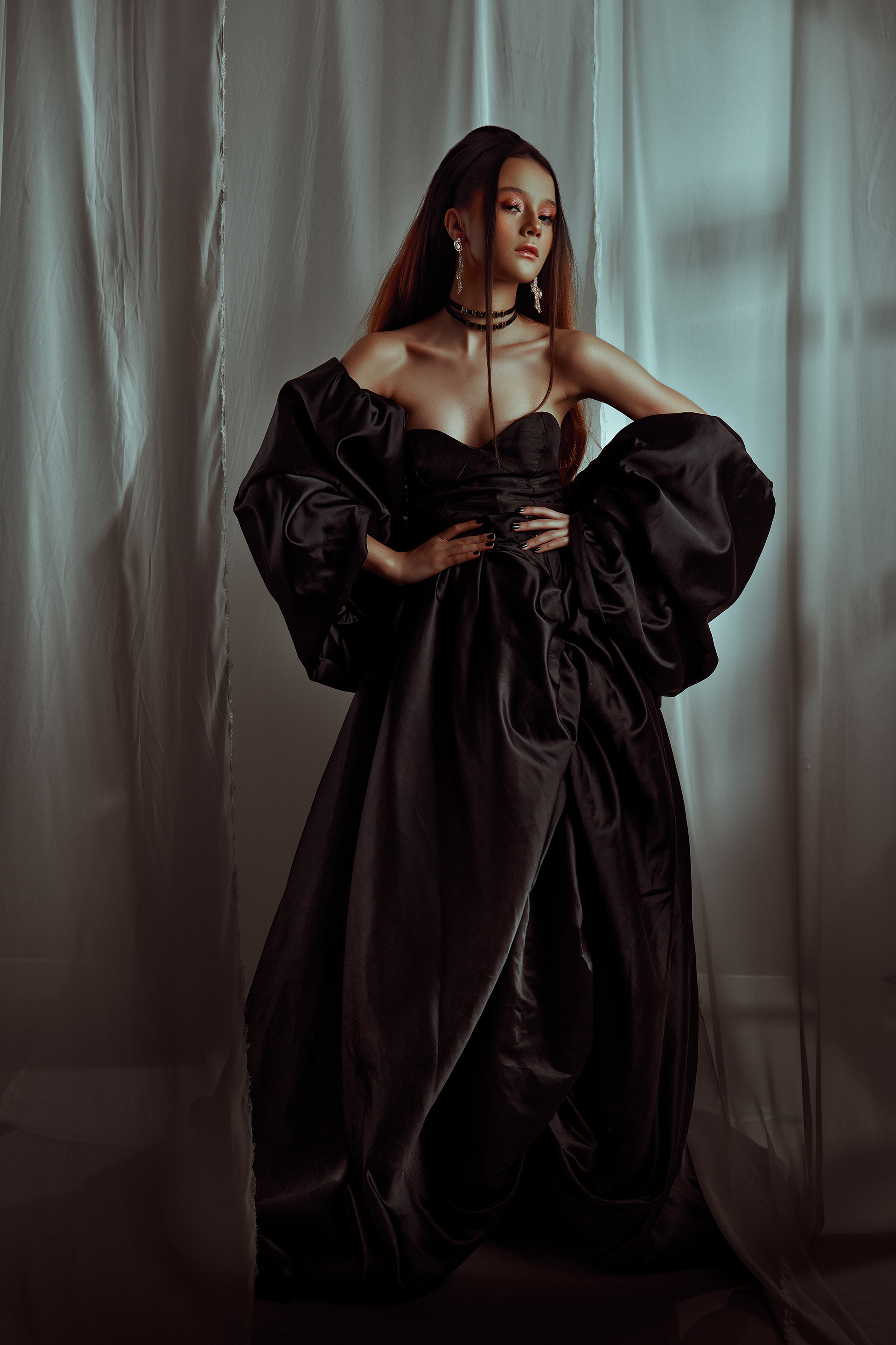 Foto: Alex Huerta MUA: Domingo Dávila Modelo: Veronica Piree Diseño: Fernando Falcón