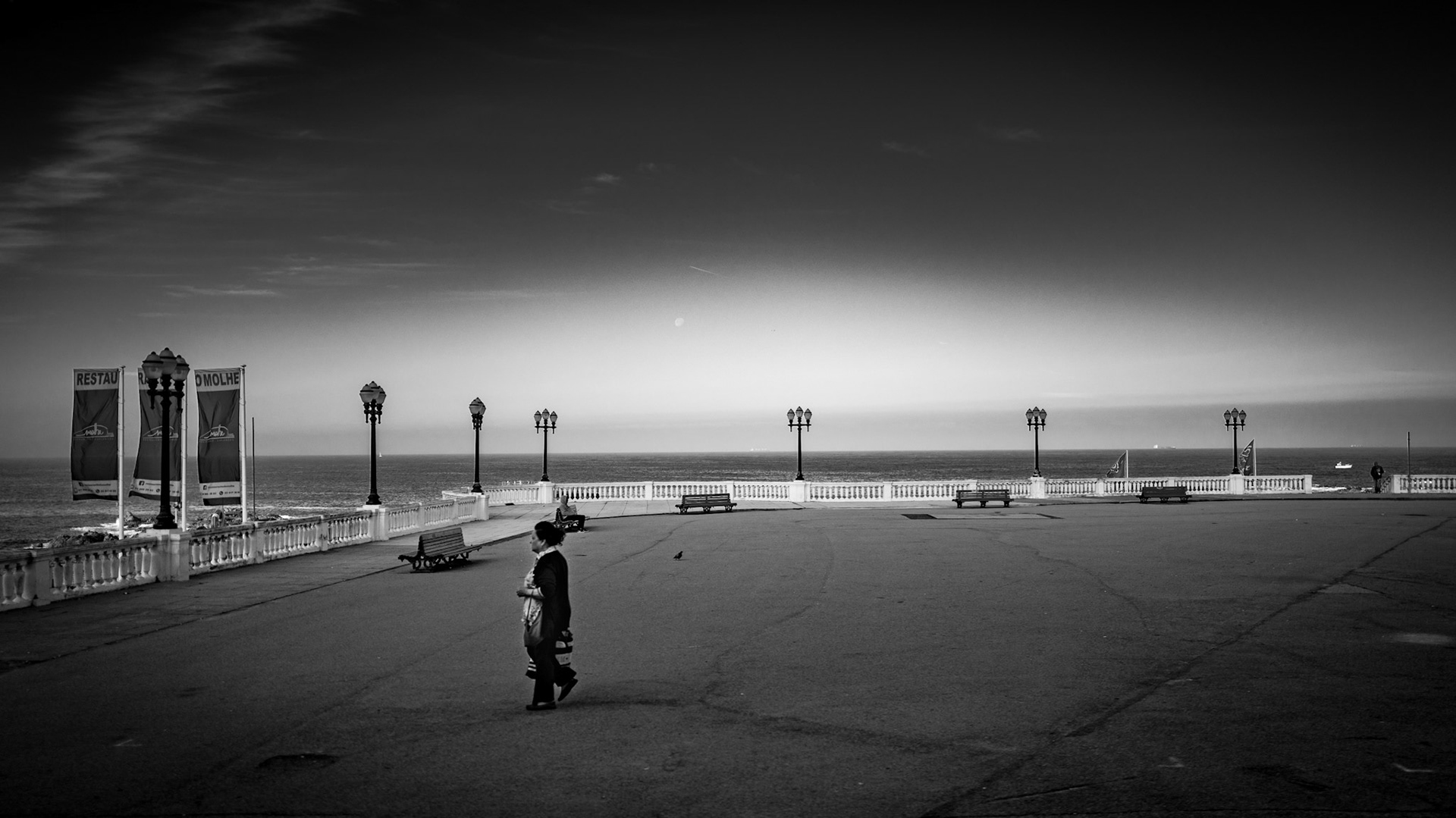 Praia do Molhe, Oporto, Portugal