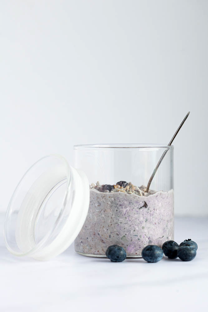 Product photography - blueberry oatmeal in a jar