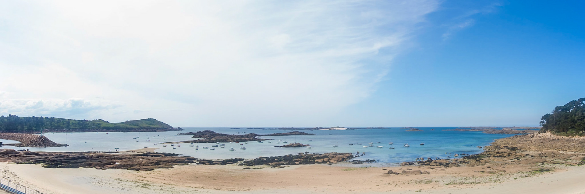 View towards Radénec and the harbour of Trébeurden from the graden of Pors Termen