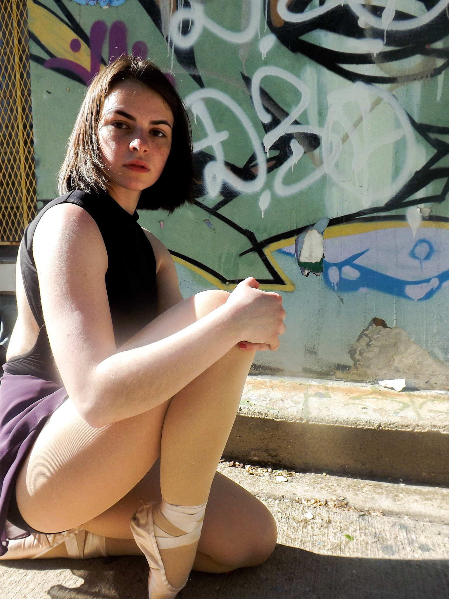 Arya in the Alley