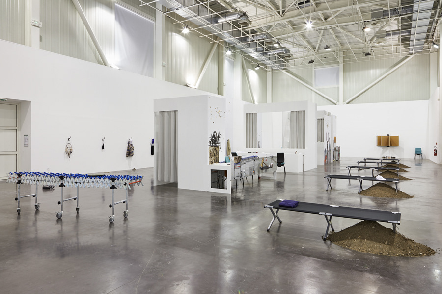 Emmanuelle Lainé, Suspension Volontaire de la Crédulité, Panorama 2019, exhibition view, Credit : Jeanchristophe Lett