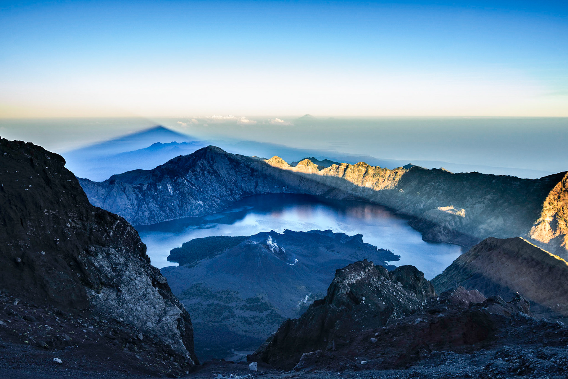 Sunrise view (3300m) on our way to the summit of Mount Rinjani.Sembalun, Lombok, Indonesia, August 2015.