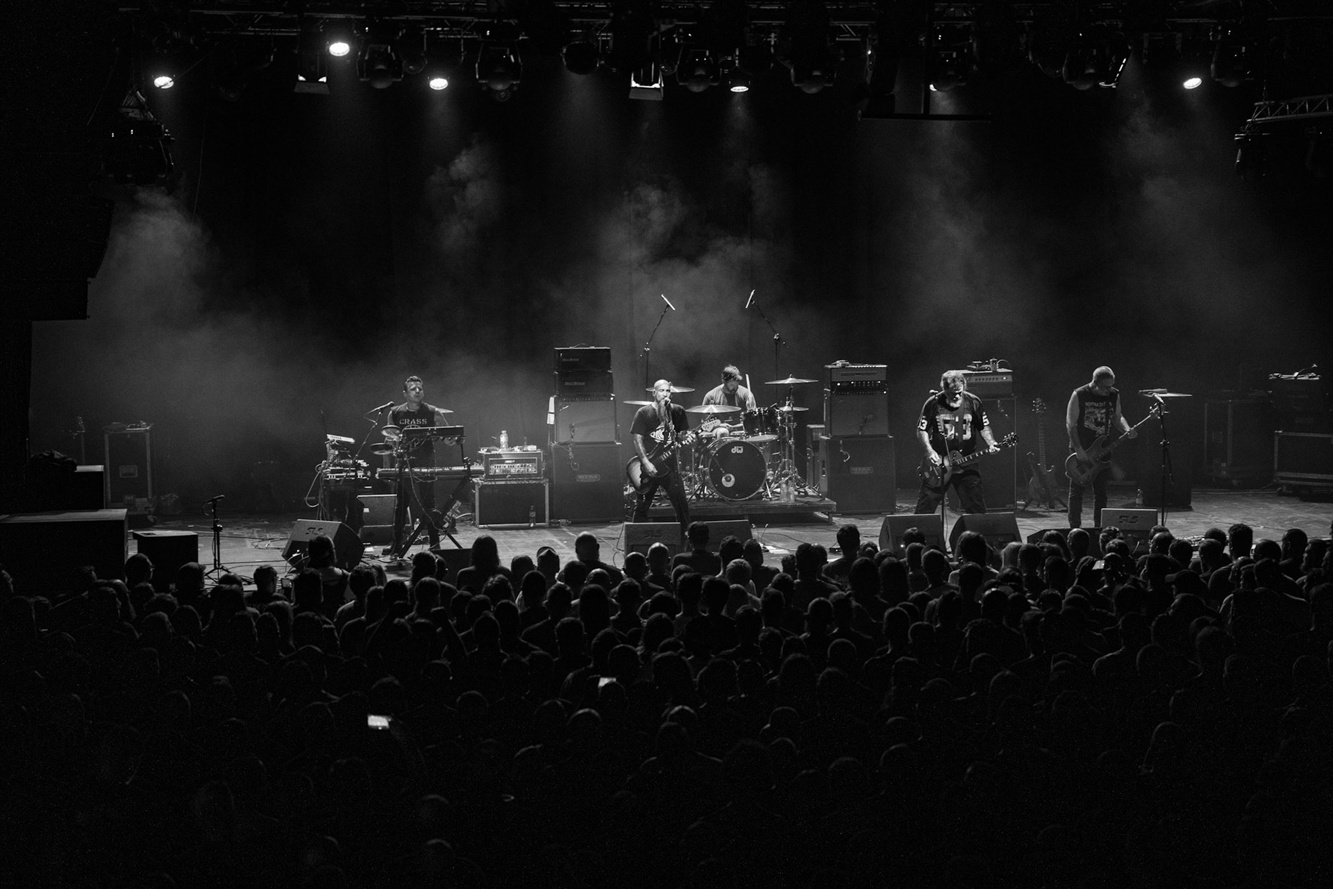 Neurosis - USA Oakland - pionierzy post metalu w warszawskiej Progresji, formacja kalifornijczyków napędzana przez Scott Kelly i Steve von Till wyszła od sluge metal, industrial, doom metal, hardcore punk, grunge, southern rock, po noise rock. Produkcja Knock Out Productions, fot. Andrzej kaziq Wasilkiewicz/Reporter