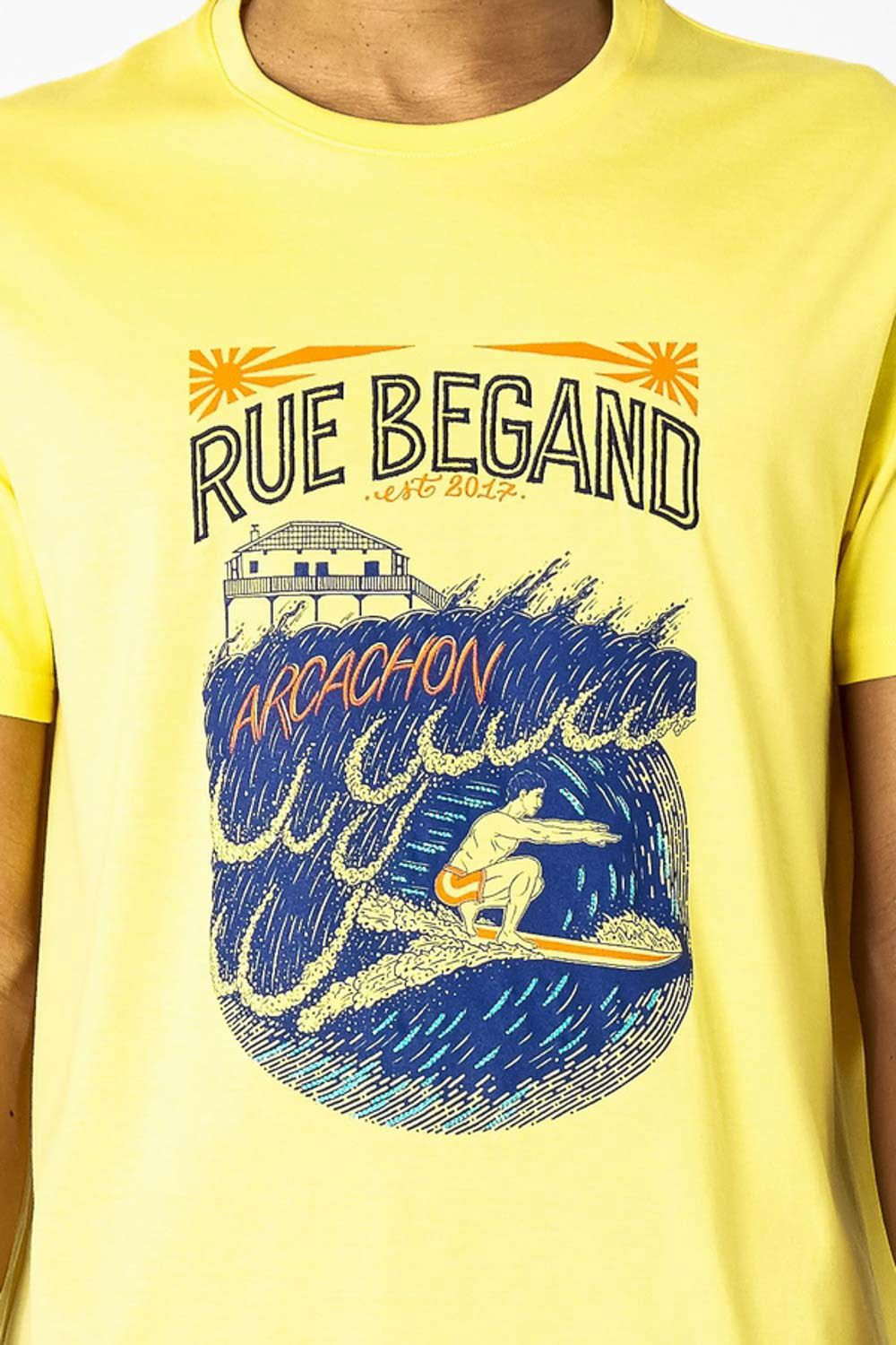 Photoshoot du motif textile sur T-shirt de la collection printemps-été 2019 pour Rue Begand